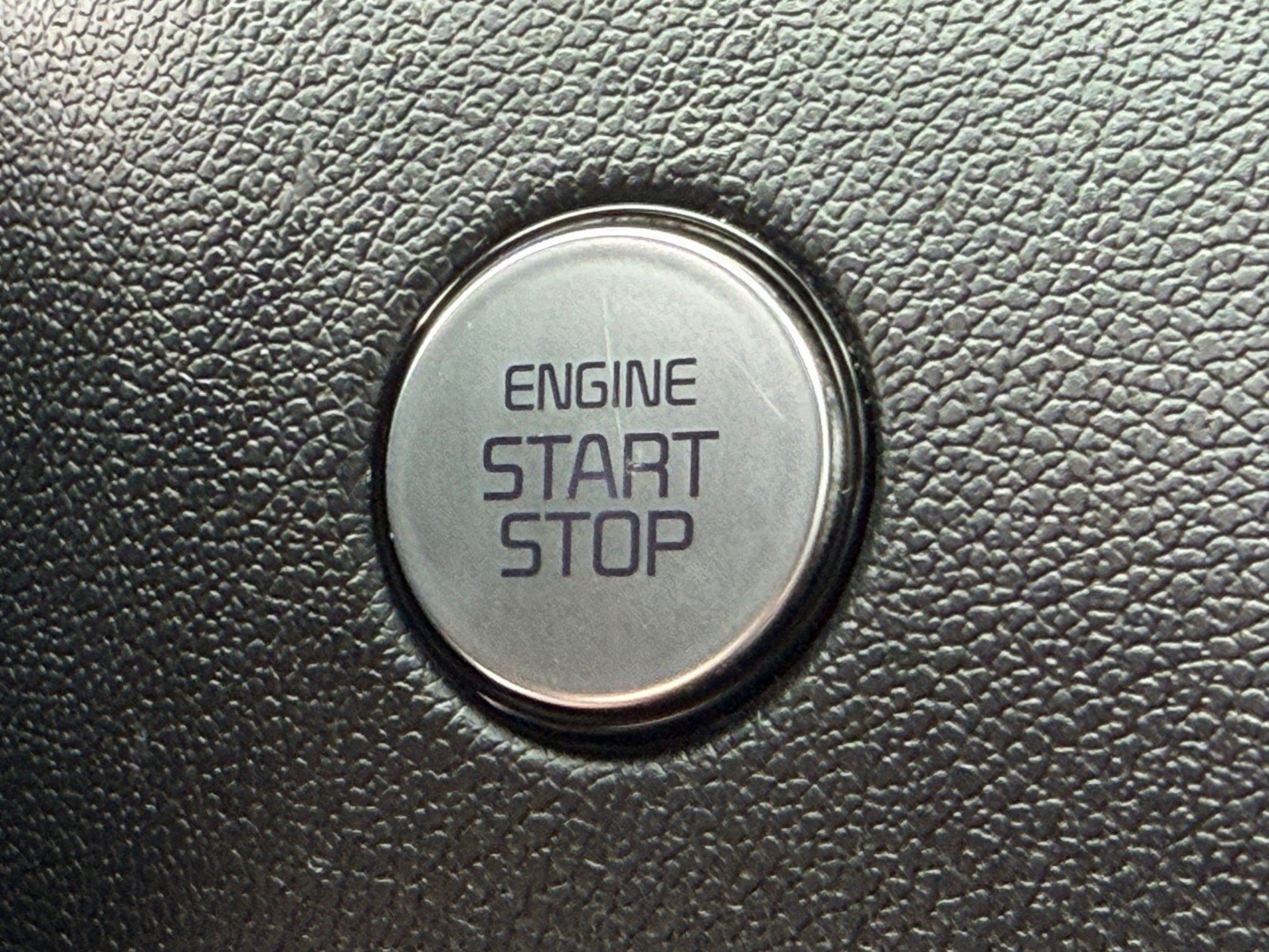 Certified 2023 Kia Sorento S FWD image 37
