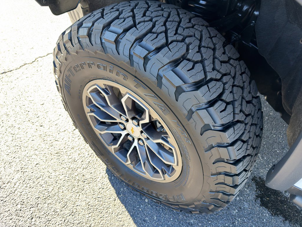 Used 2019 Chevrolet Colorado ZR2 image 9