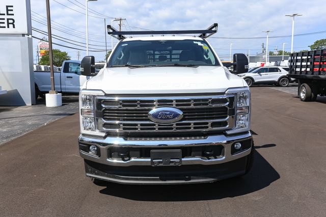 New 2026 Ford F350 XL w/ XL Chrome Package AWD/4WD image 4