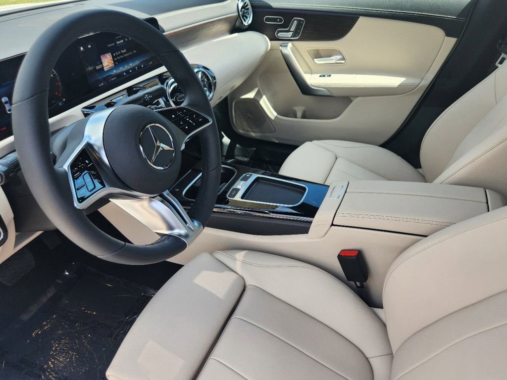 New 2025 Mercedes-Benz CLA 250 4MATIC image 10