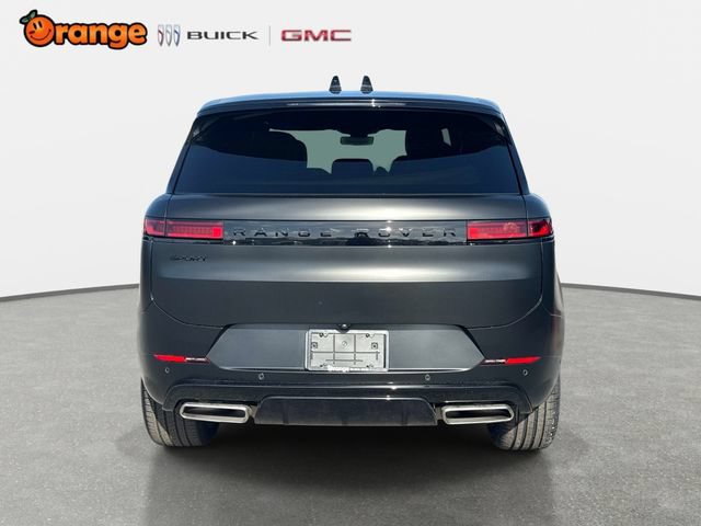 Used 2025 Land Rover Range Rover Sport Dynamic SE AWD/4WD image 4