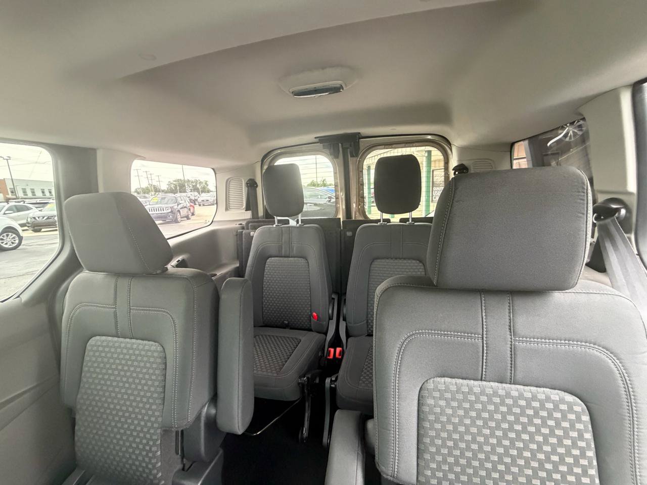 Used 2020 Ford Transit Connect XLT FWD image 12