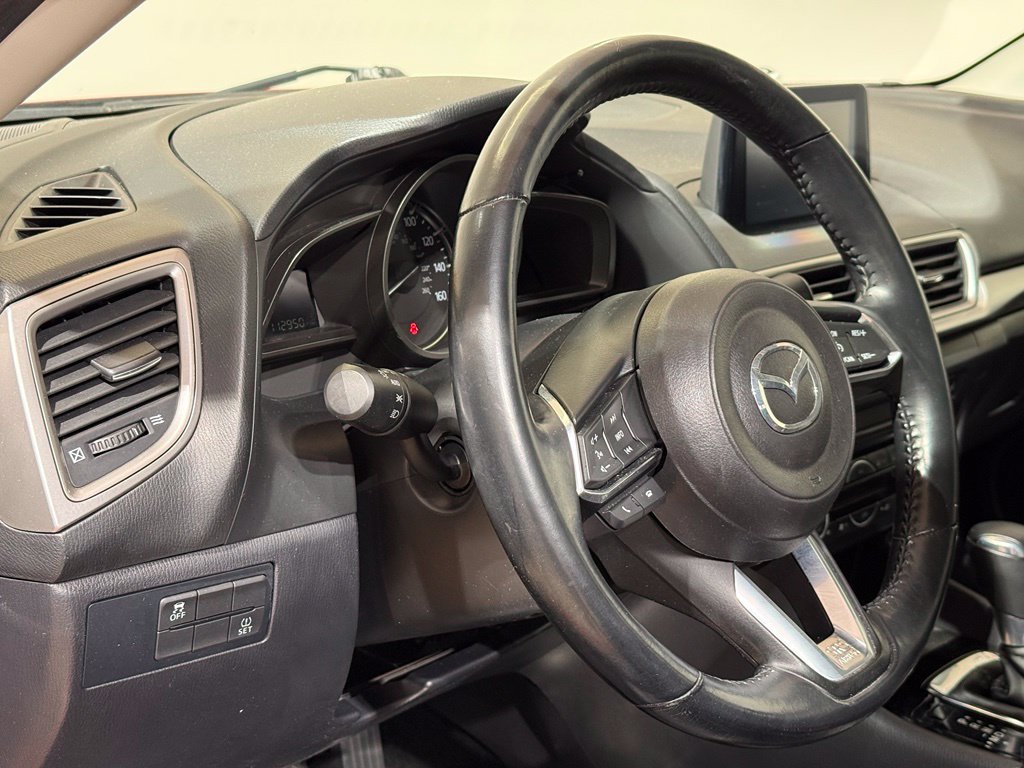 Used 2017 MAZDA MAZDA3 Touring FWD image 16