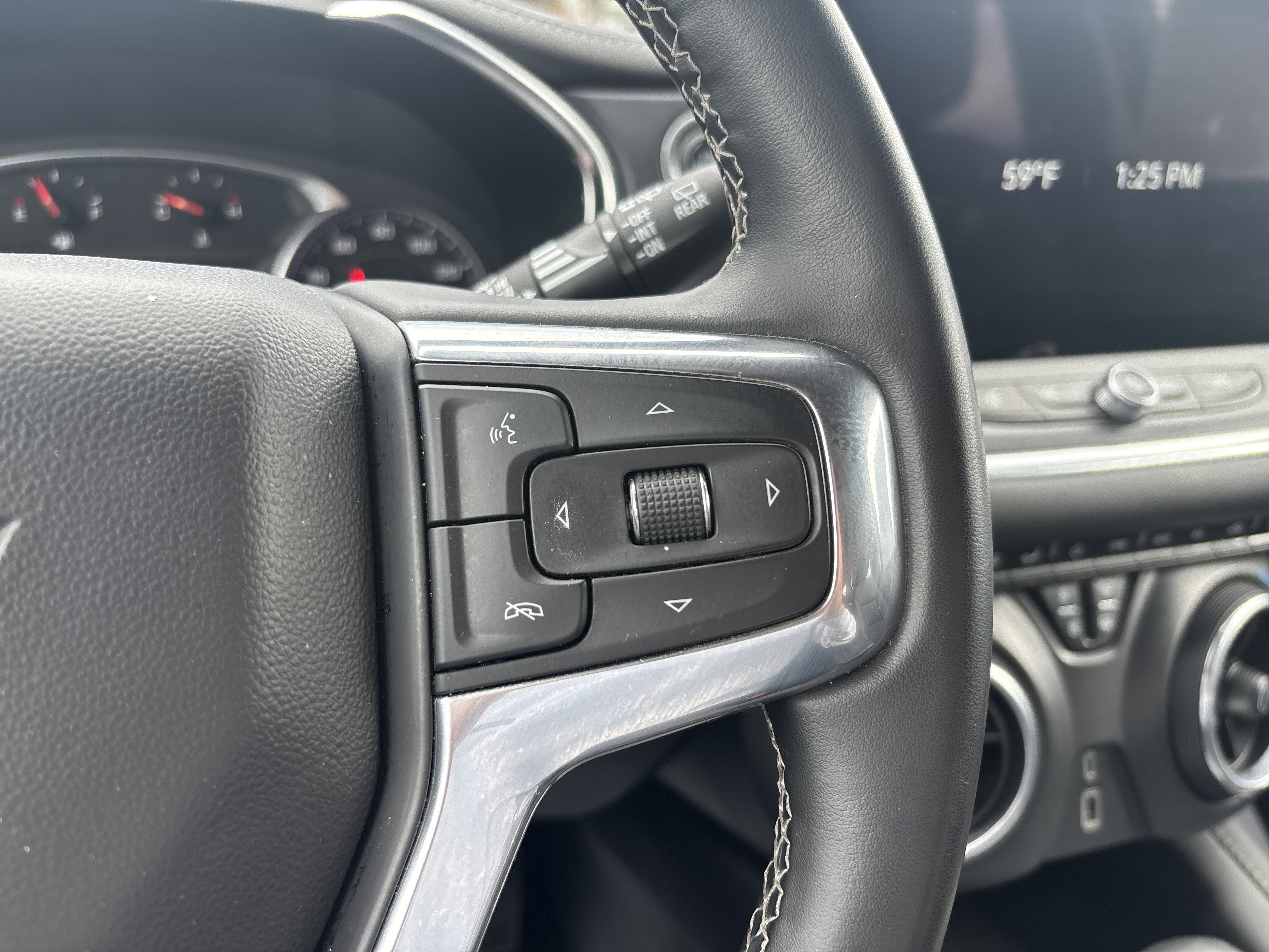 Used 2024 Chevrolet Blazer LT image 17
