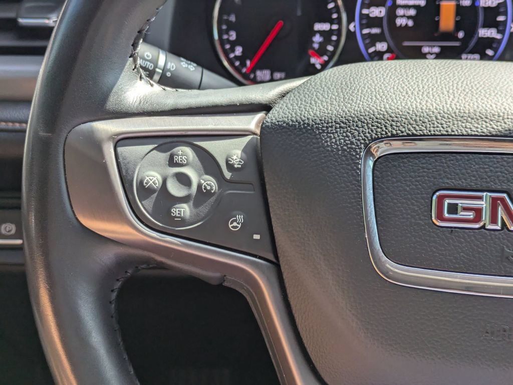 Used 2022 GMC Acadia AT4 w/ Technology Package AWD/4WD image 25