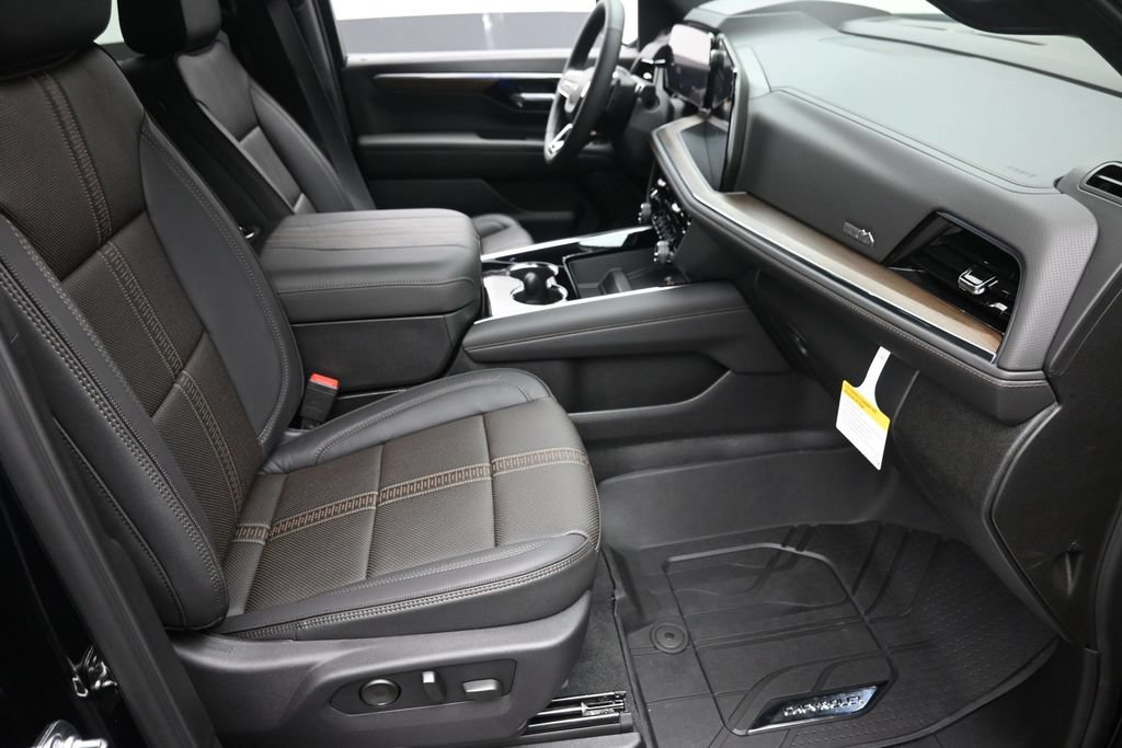 New 2026 Chevrolet Tahoe High Country w/ Sun And Tow Package AWD/4WD image 9