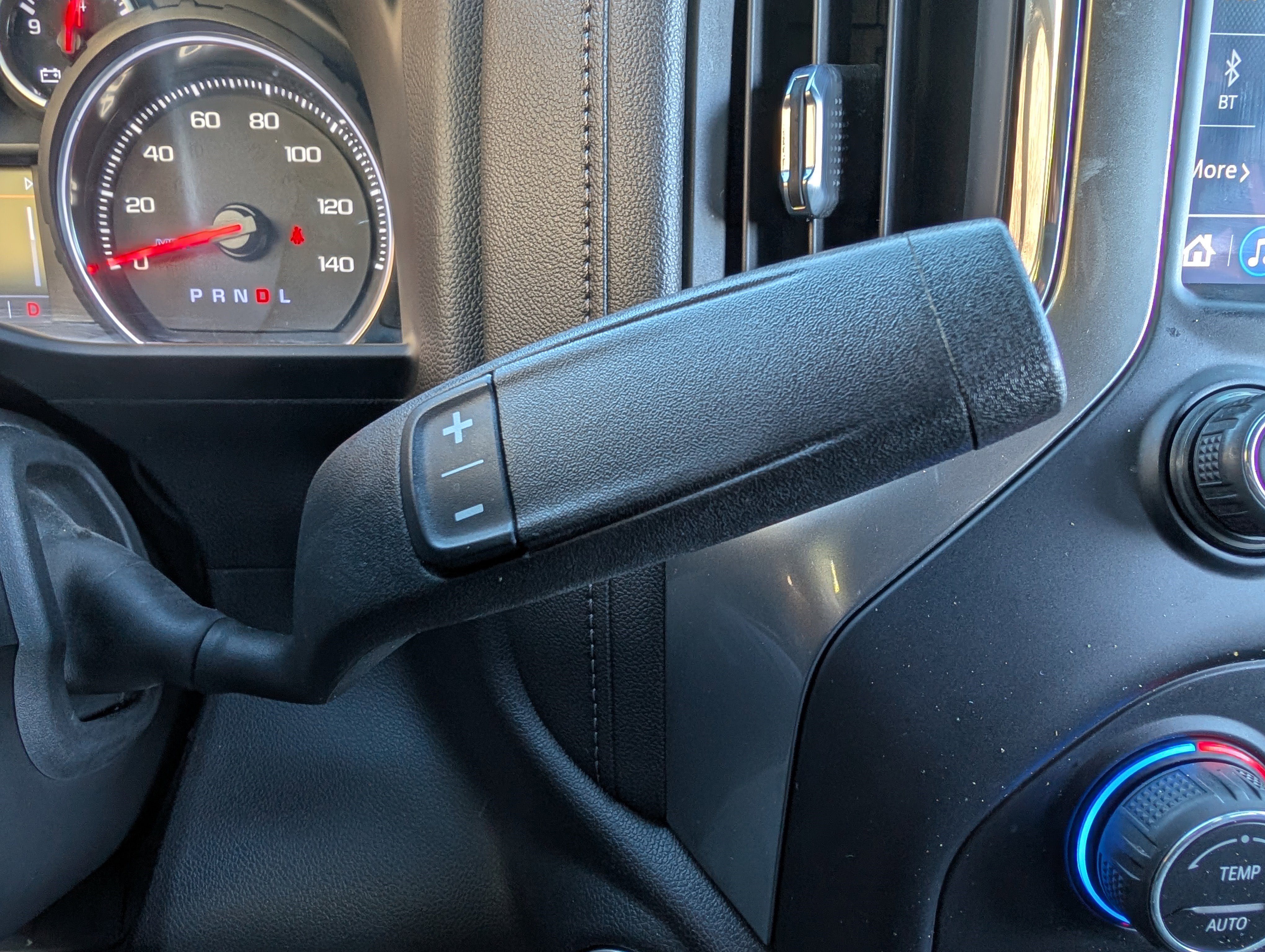 Used 2021 Chevrolet Silverado 1500 LT image 30