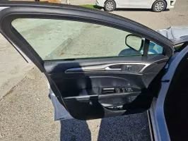 Used 2018 Ford Fusion SE w/ Equipment Group 602A image 10