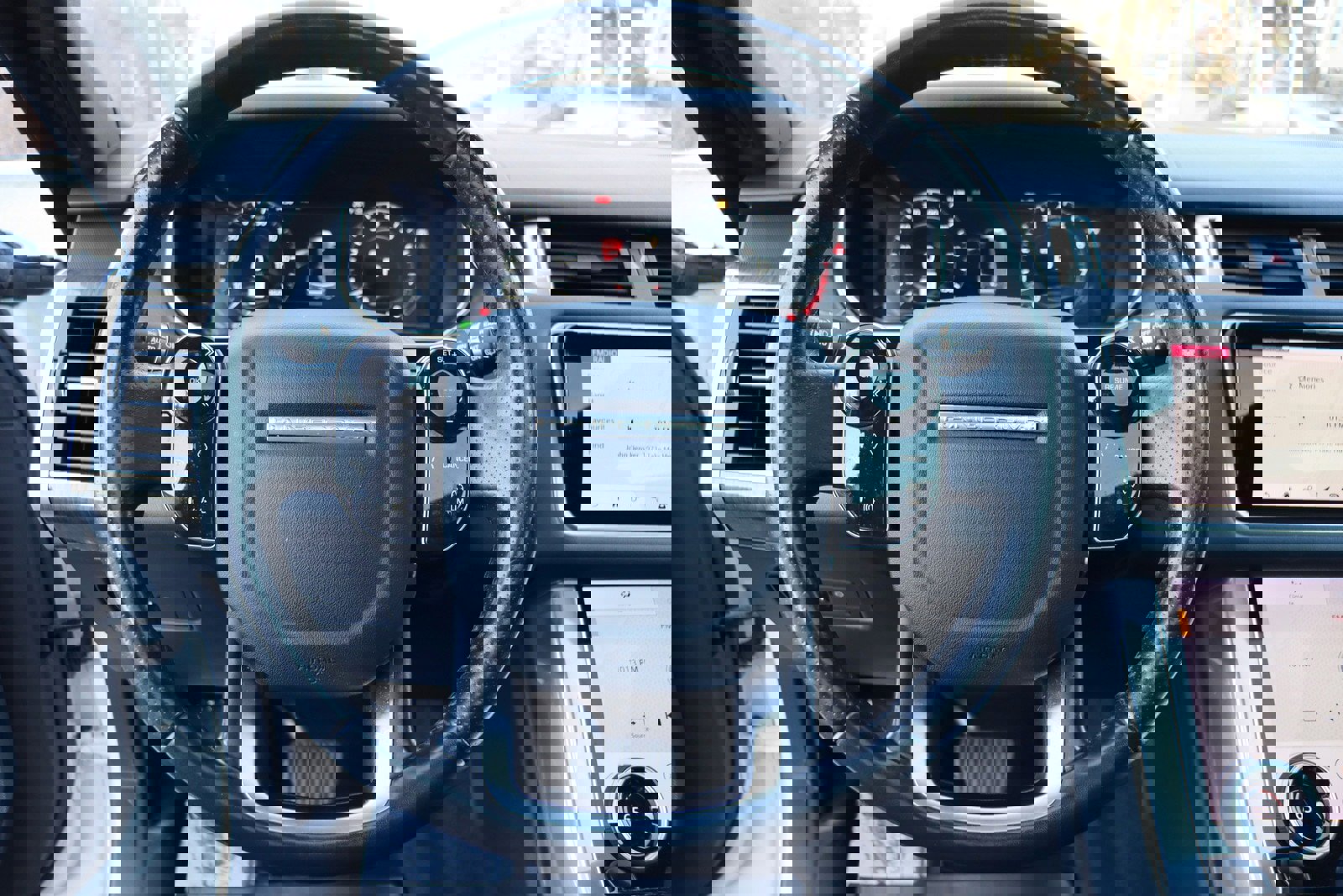 Used 2018 Land Rover Range Rover Sport SE image 27