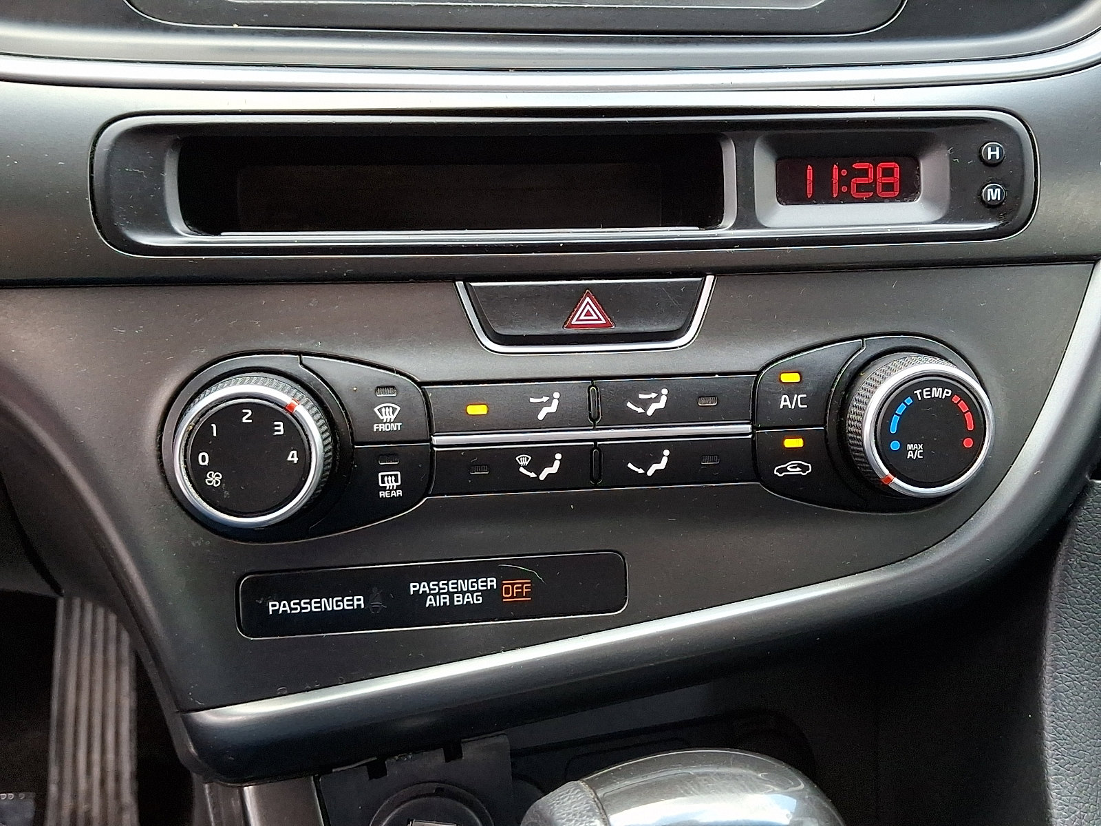 Used 2015 Kia Optima LX FWD image 15