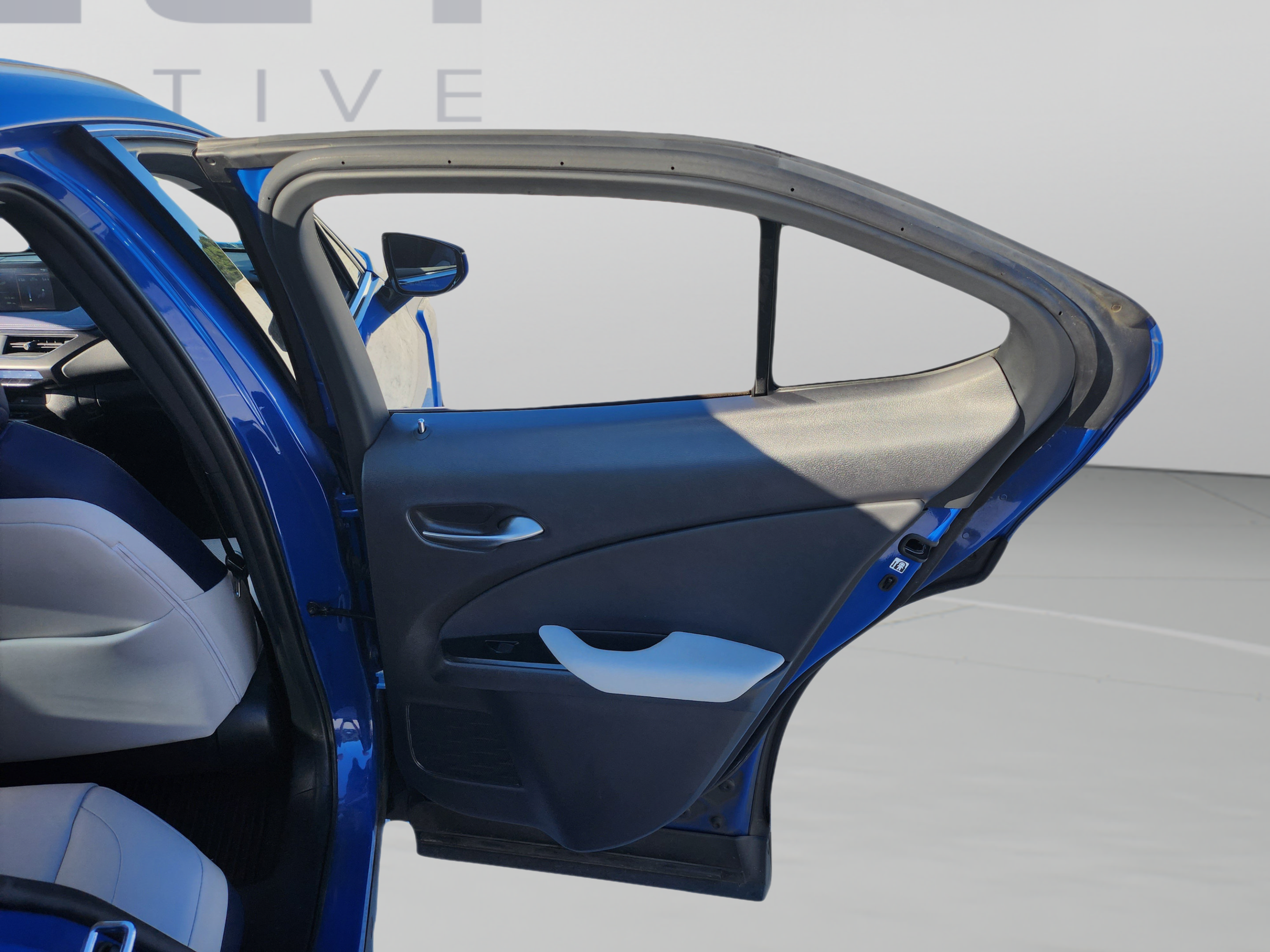 Certified 2022 Lexus UX 200 w/ Premium Package FWD image 20