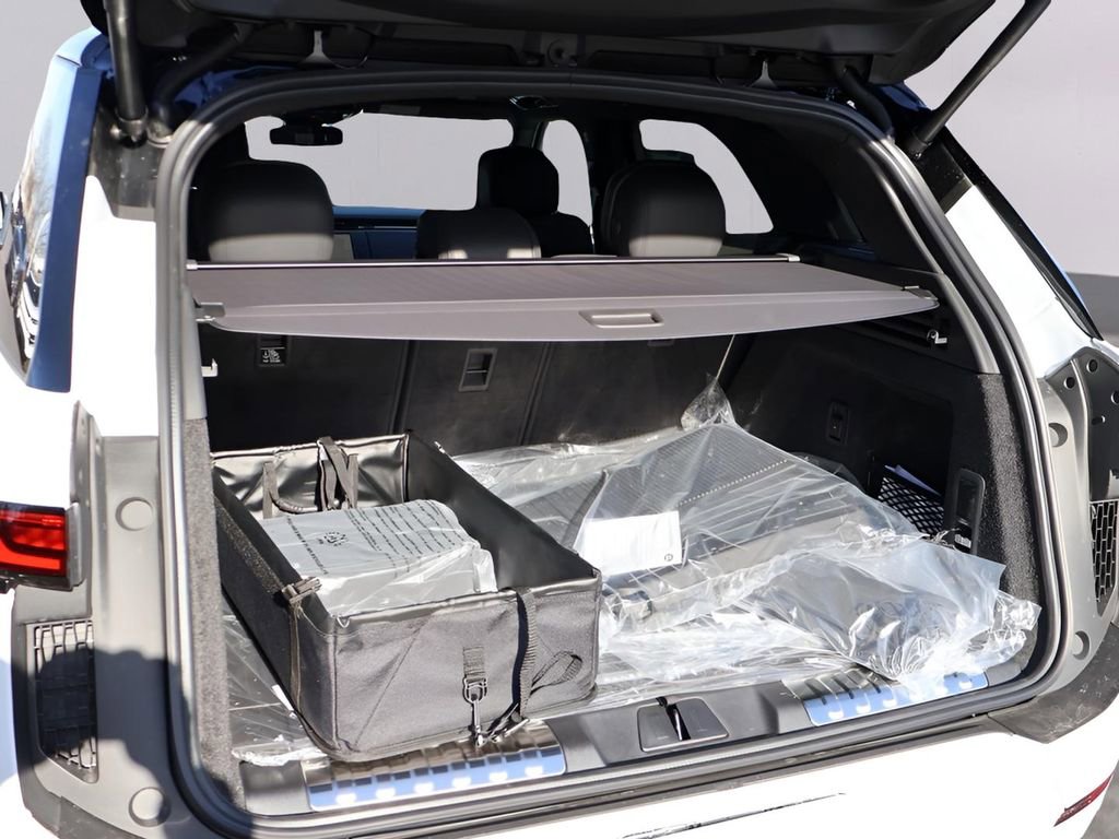 New 2026 Land Rover Range Rover Sport Dynamic SE image 16