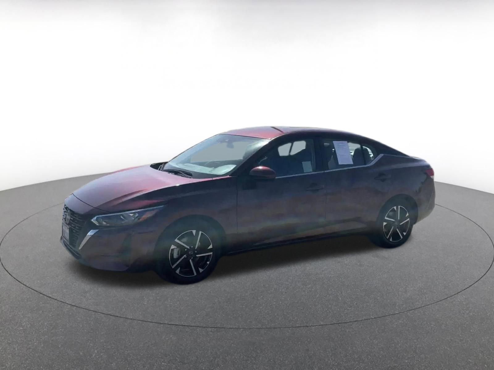 Used 2025 Nissan Sentra SV image 8