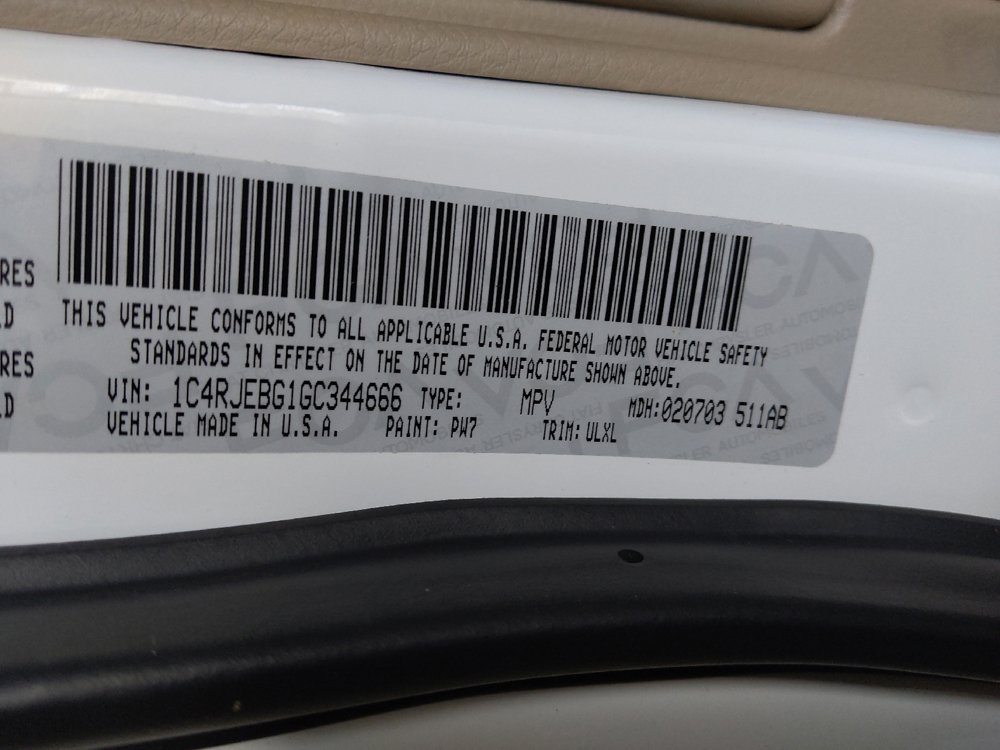 Used 2016 Jeep Grand Cherokee Limited RWD image 33