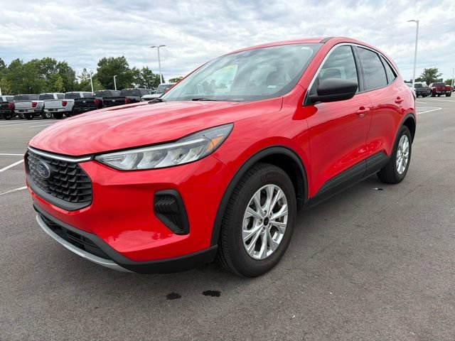 Used 2024 Ford Escape Active FWD image 2