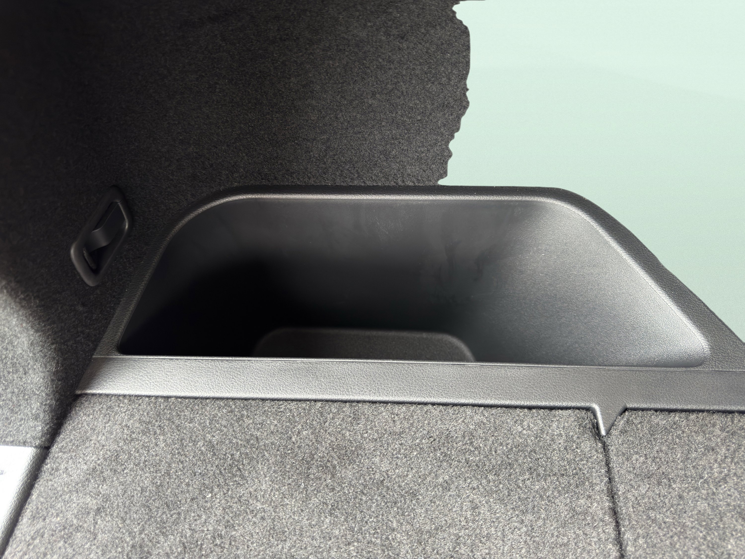 Used 2025 Nissan Ariya FWD image 44