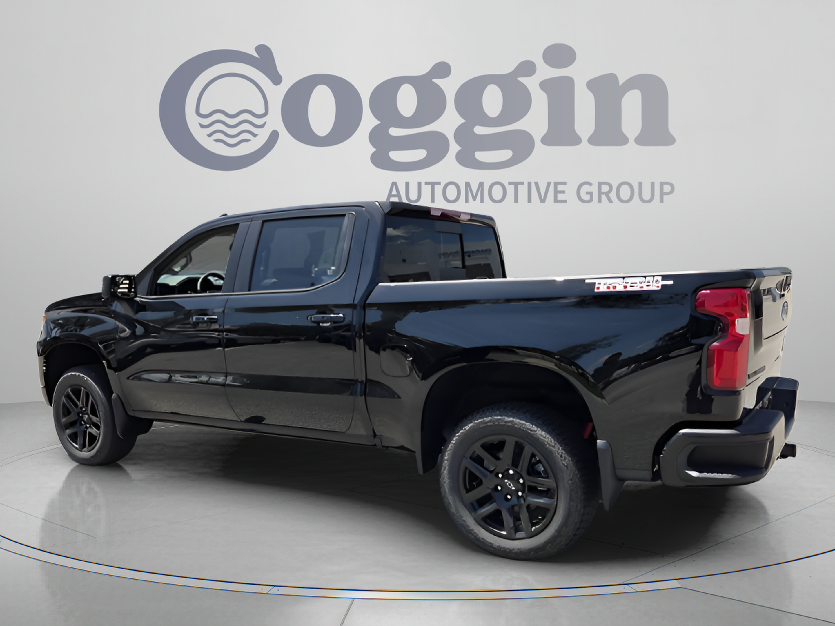 New 2026 Chevrolet Silverado 1500 LT Trail Boss w/ Convenience Package II AWD/4WD image 3