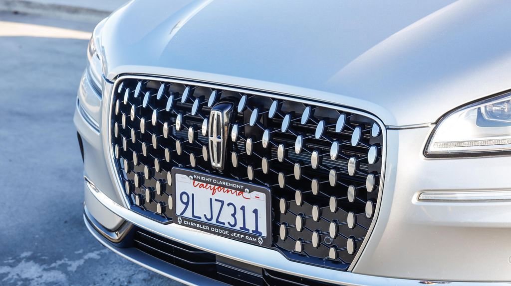 Used 2024 Lincoln Corsair Reserve w/ Equipment Group 201A image 6