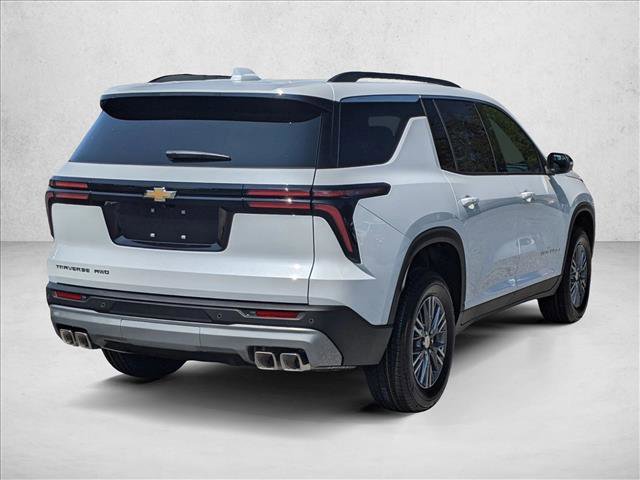 New 2026 Chevrolet Traverse LT image 2