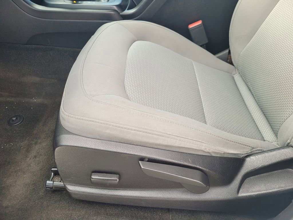 Used 2018 Chevrolet Colorado W/T w/ WT Convenience Package image 17