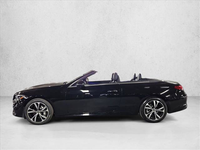 Used 2025 Mercedes-Benz CLE 300 4MATIC Cabriolet image 9
