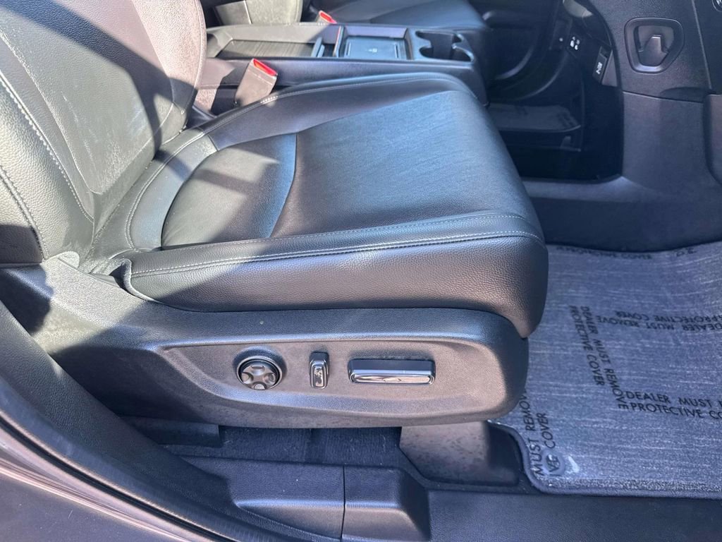 Used 2025 Honda Odyssey EX-L image 18