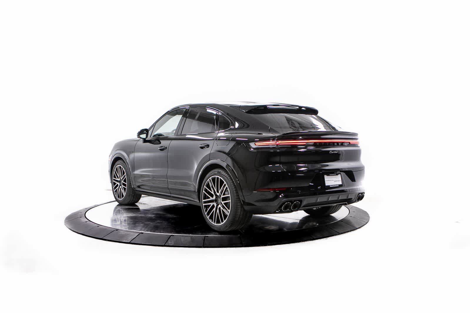 New 2026 Porsche Cayenne Turbo AWD/4WD image 3