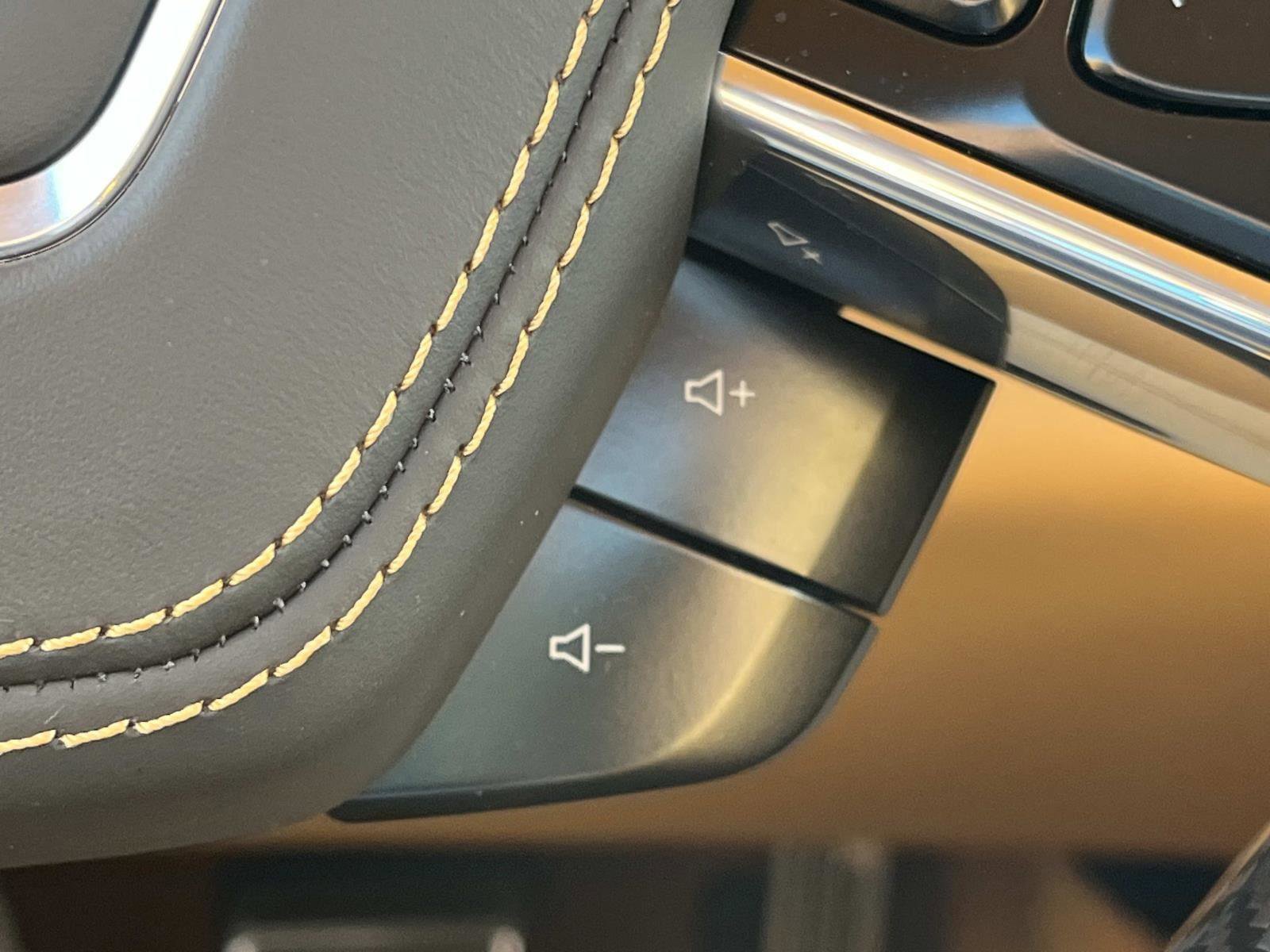 Used 2024 Chevrolet Corvette Z06 image 25