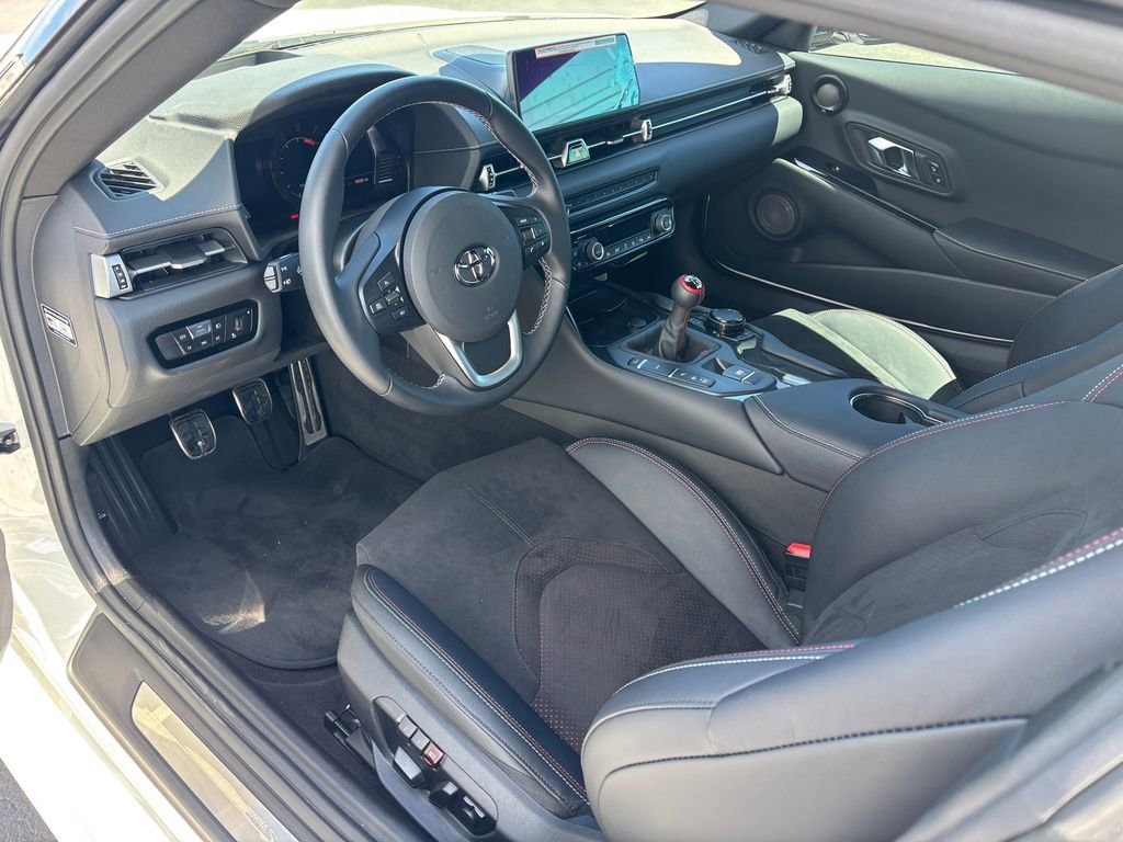 Used 2026 Toyota Supra w/ Driver Assist Package image 8