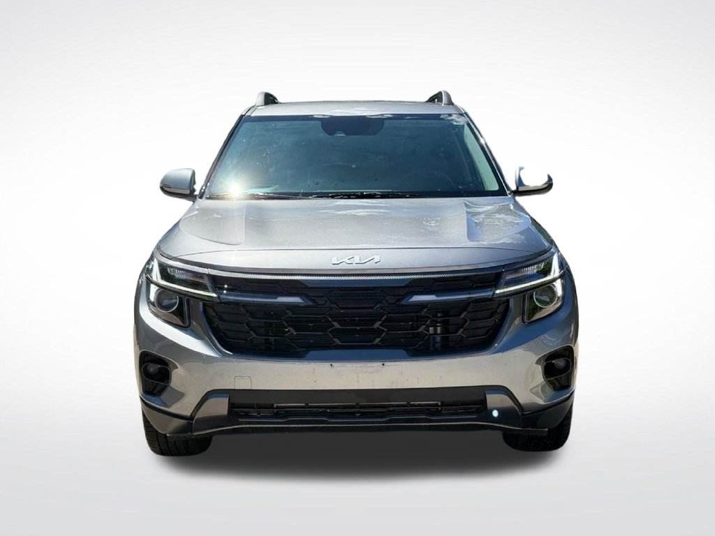 Used 2024 Kia Seltos X-Line AWD/4WD image 11