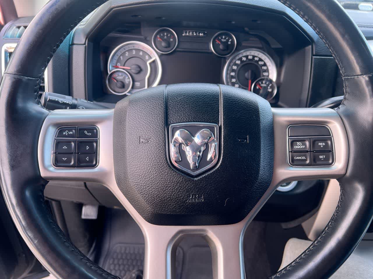 Used 2018 RAM 2500 Laramie w/ Cold Weather Group AWD/4WD image 14