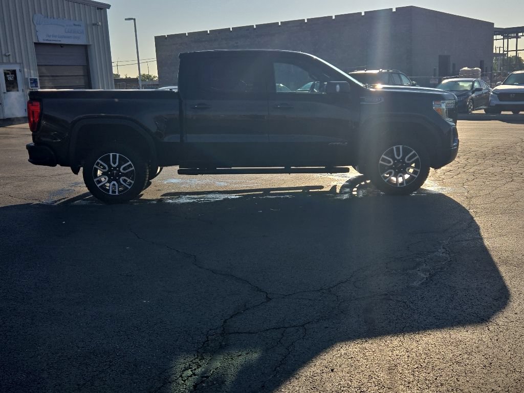 Used 2022 GMC Sierra 1500 AT4 w/ AT4 Preferred Package AWD/4WD image 12