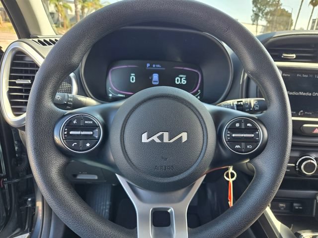Used 2024 Kia Soul LX w/ Option Group 015 FWD image 19