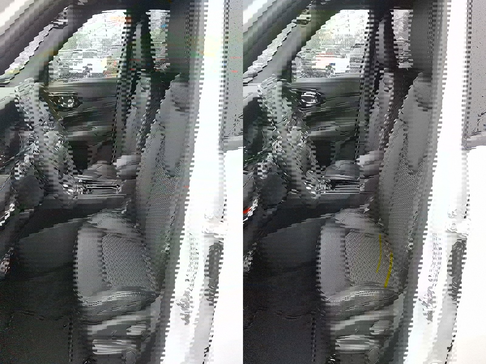 New 2026 Jeep Compass Latitude image 13