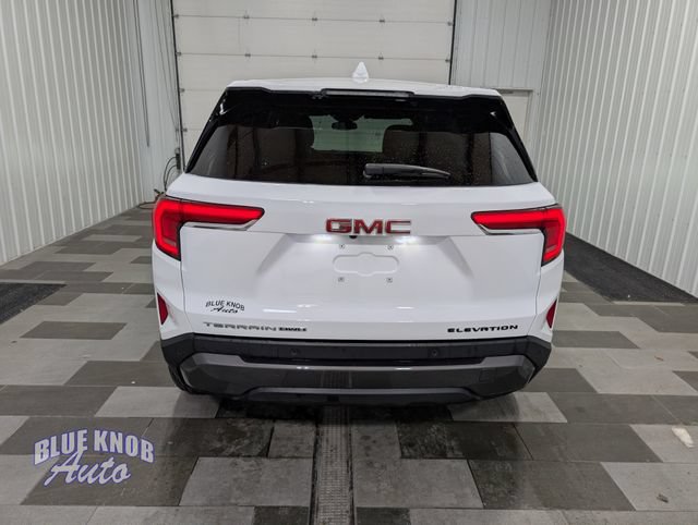 Used 2026 GMC Terrain Elevation AWD/4WD image 3