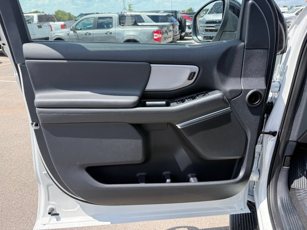 New 2027 Ford Expedition Active RWD image 6