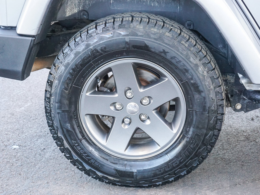 Used 2015 Jeep Wrangler Unlimited Sport AWD/4WD image 9