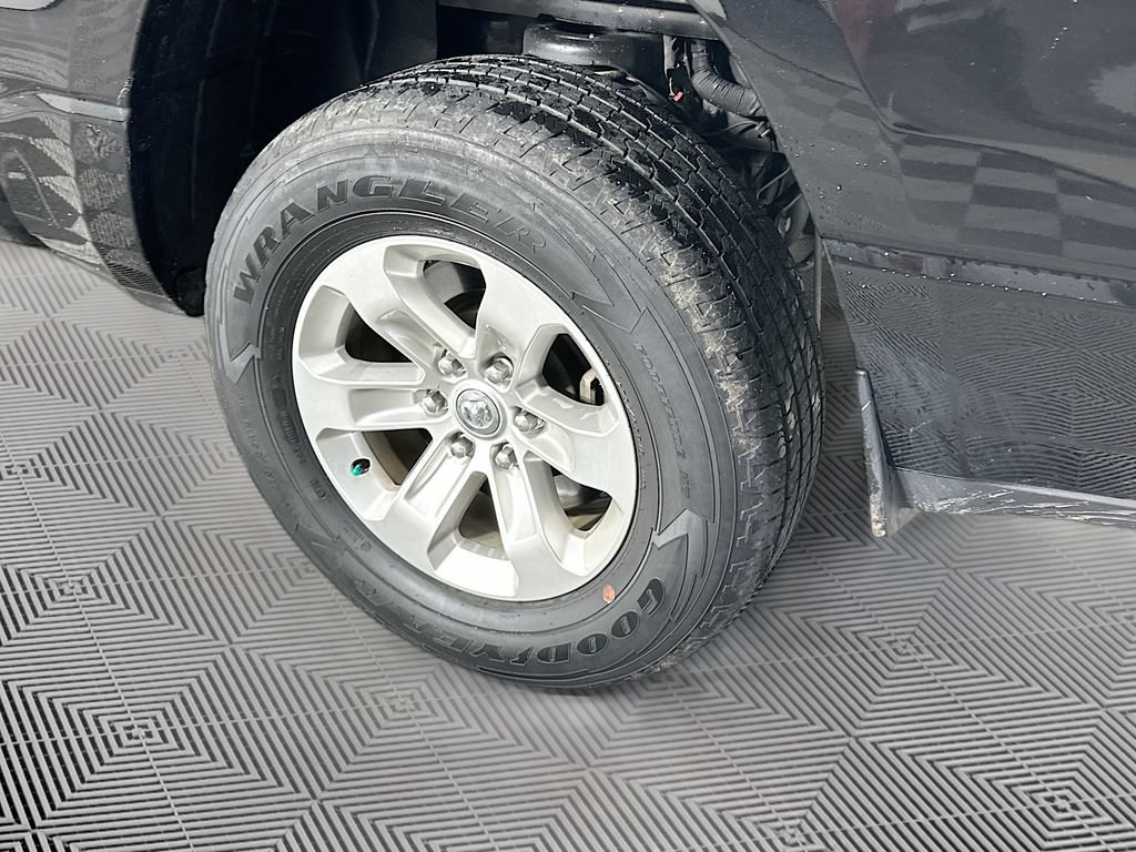 Used 2023 RAM 1500 Laramie AWD/4WD image 42