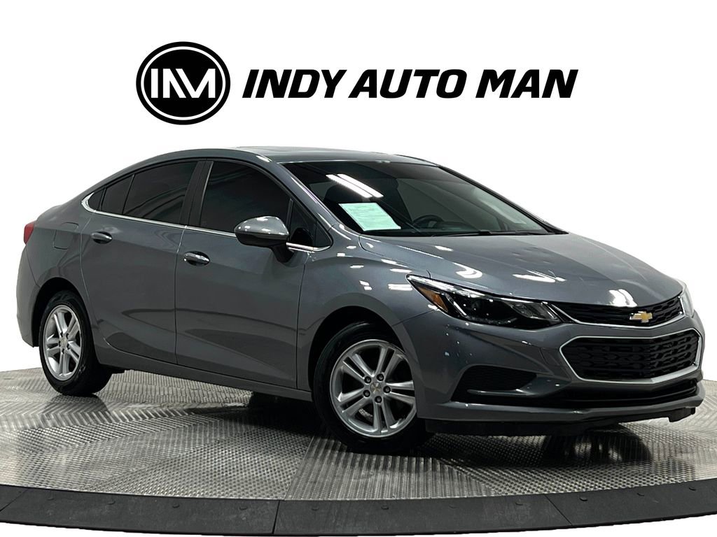Used 2018 Chevrolet Cruze LT FWD image 2