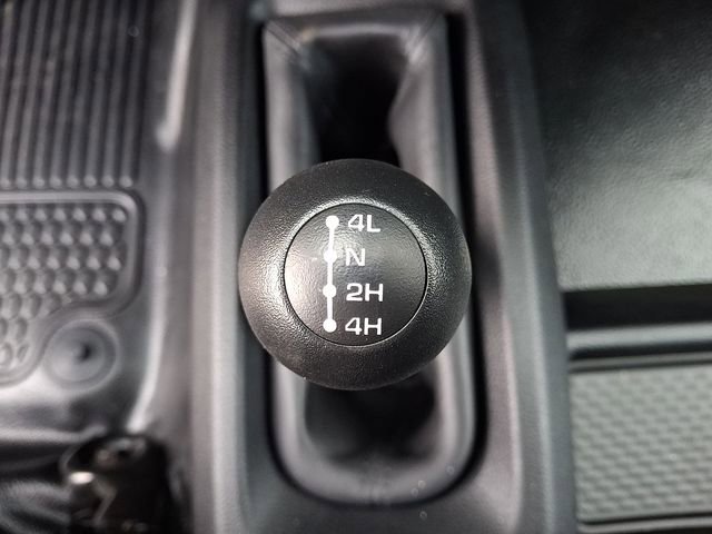 Used 2024 RAM 2500 Tradesman w/ Chrome Appearance Group image 24