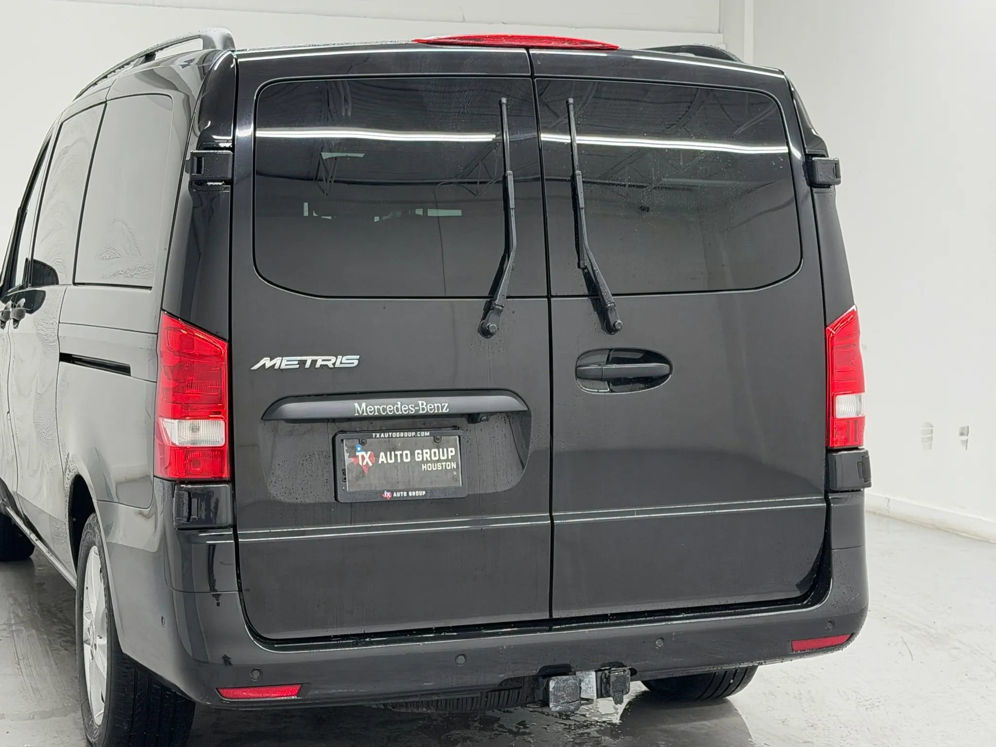 Used 2016 Mercedes-Benz Metris Passenger image 39
