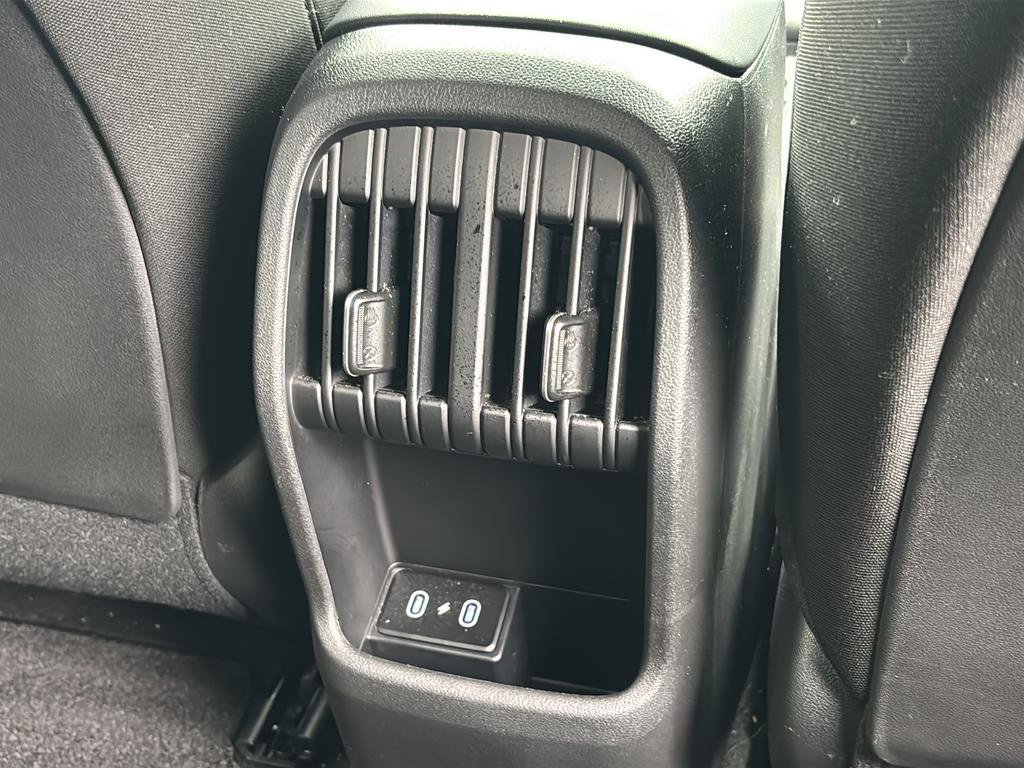 Certified 2024 Hyundai Kona SEL FWD image 38