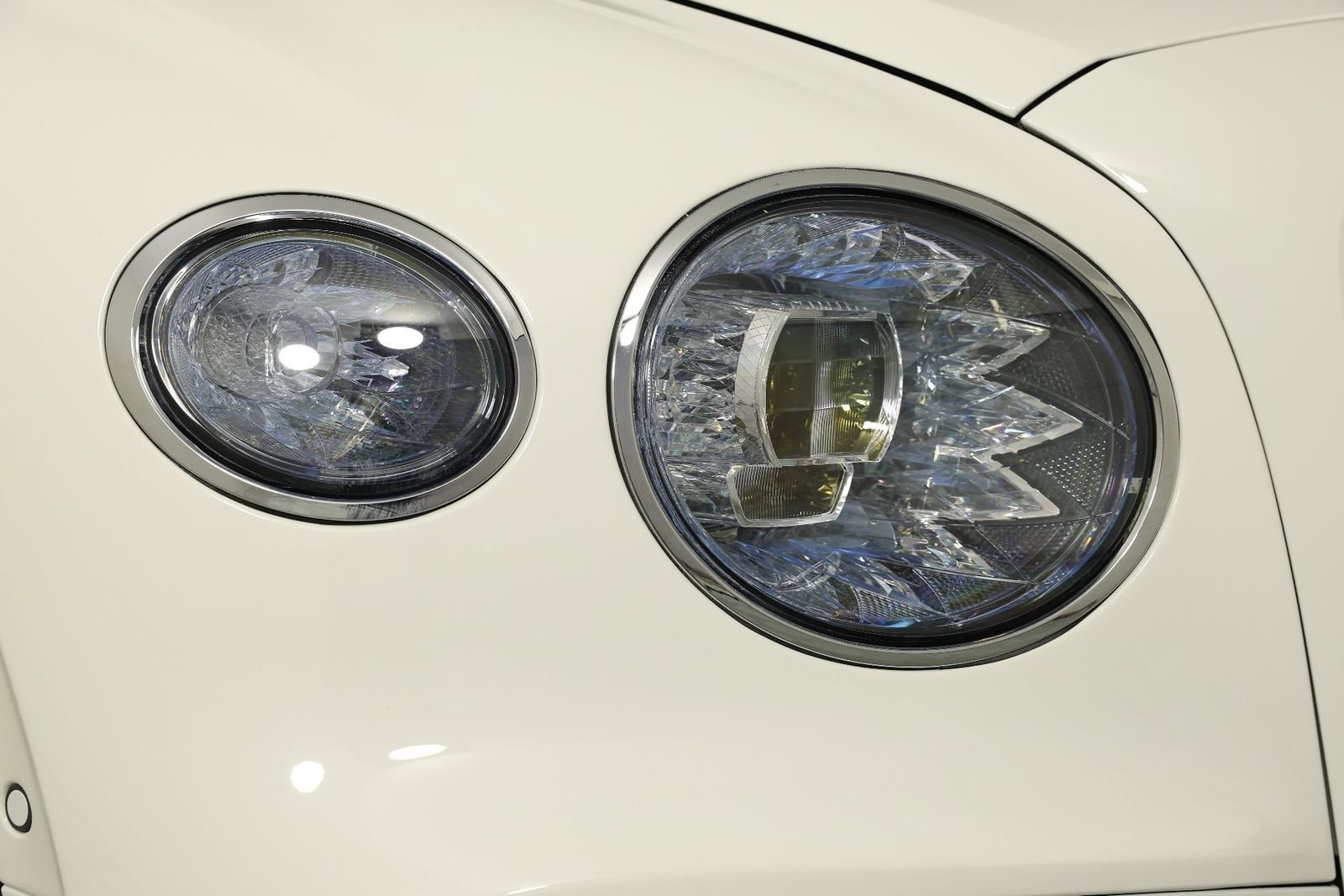 New 2026 Bentley Flying Spur image 13