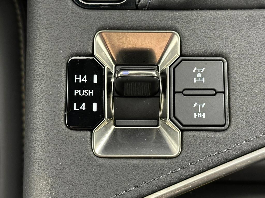 Used 2024 Lexus GX 550 AWD/4WD image 28