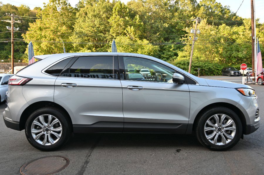 Used 2024 Ford Edge Titanium image 6