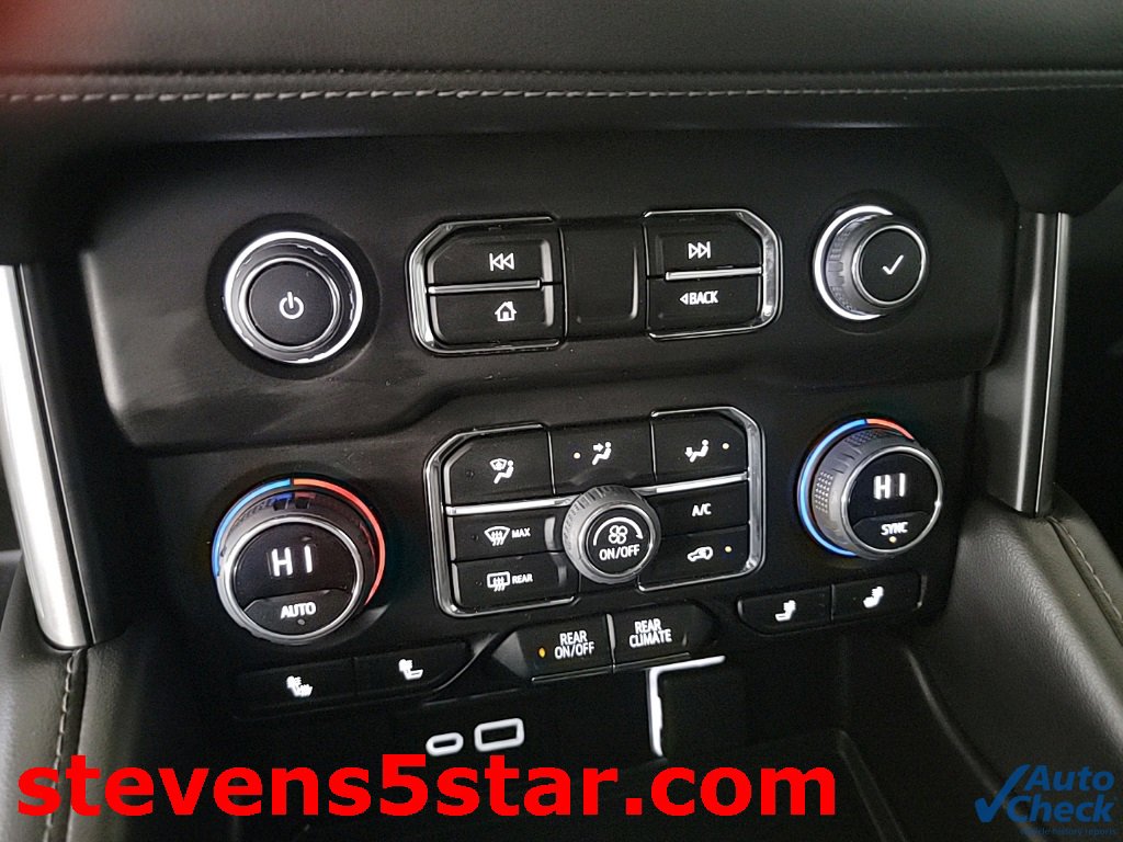 Used 2022 Chevrolet Tahoe LT w/ Luxury Package image 16