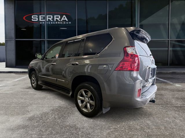 Used 2013 Lexus GX 460 Premium image 2