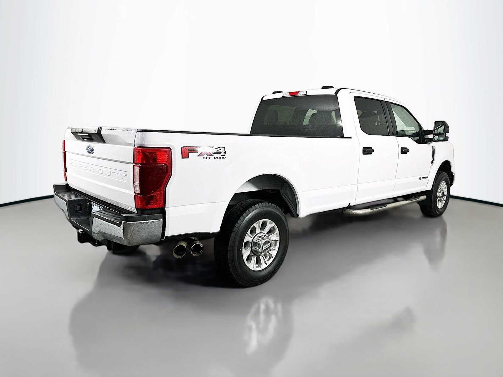 Used 2022 Ford F350 XLT image 8