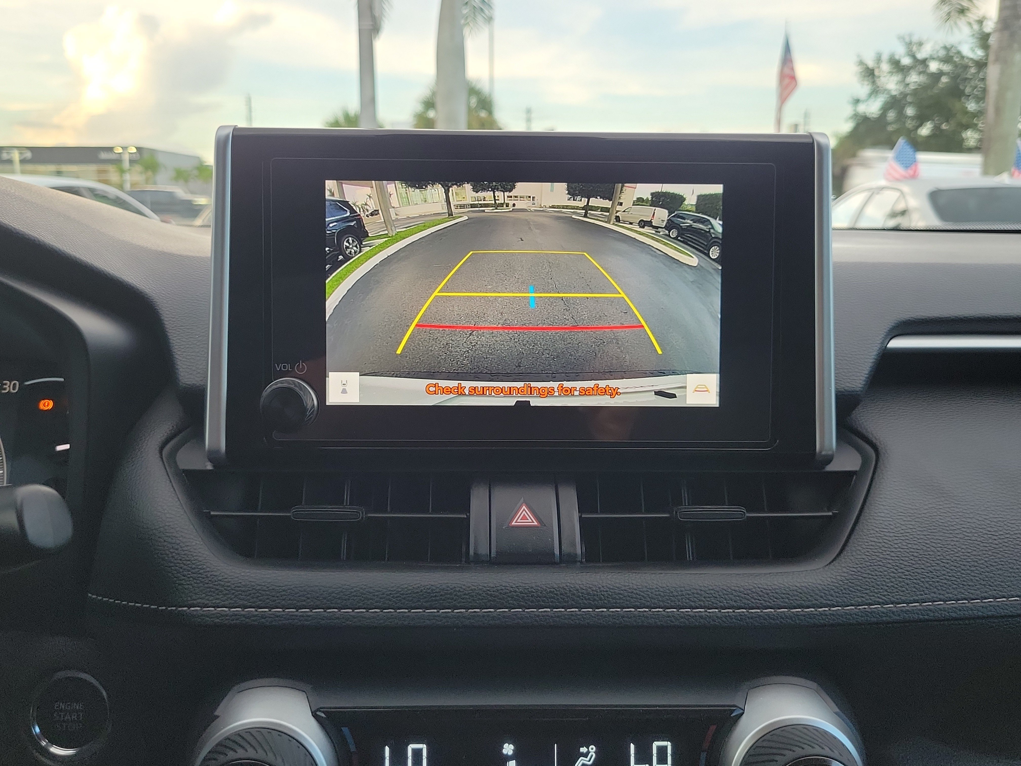 Used 2025 Toyota RAV4 XLE w/ Convenience Package FWD image 27