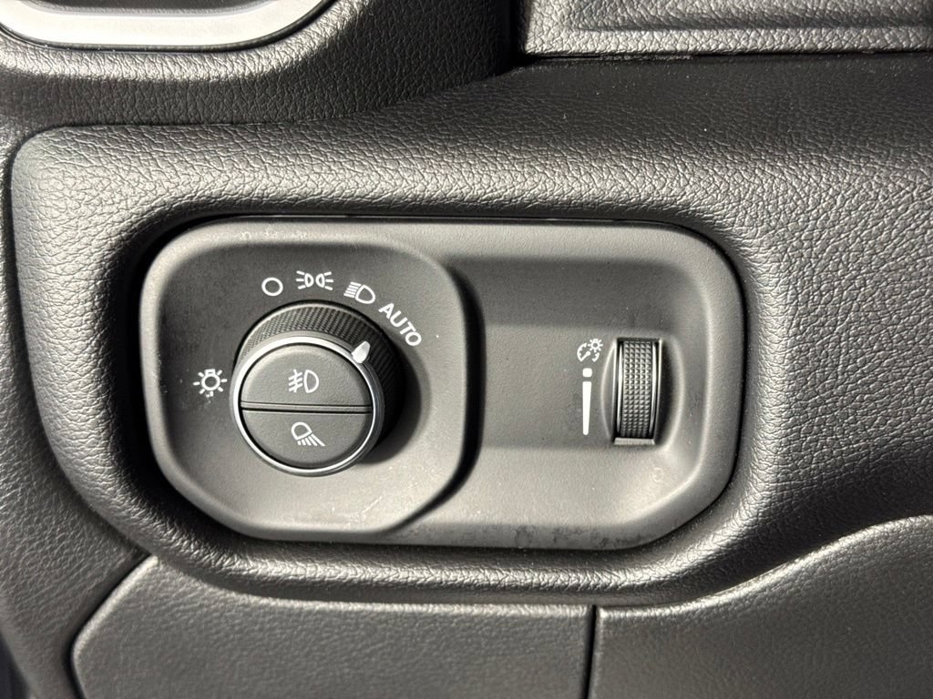 Certified 2026 RAM 2500 Big Horn AWD/4WD image 32
